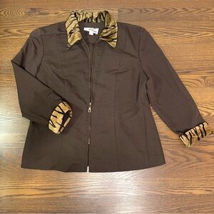 Vintage CARON PETITE CHICAGO Brown blazer w/ tiger print collar & cuffs size 16